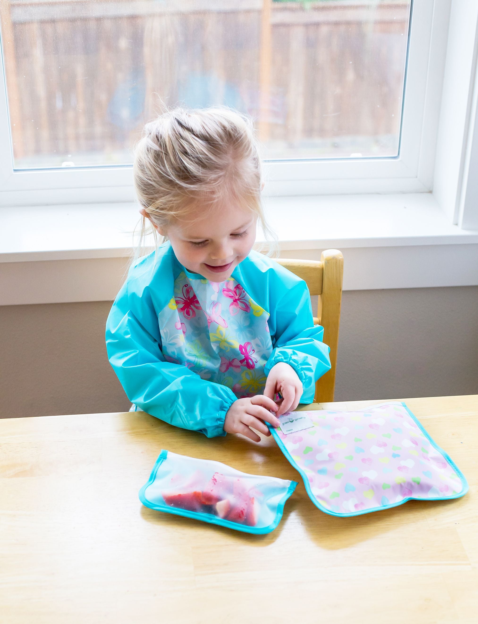 Green & Sprouts - Snap & Go Easy-Wear Long Sleeve Bib - Butterflies (2T/4T)