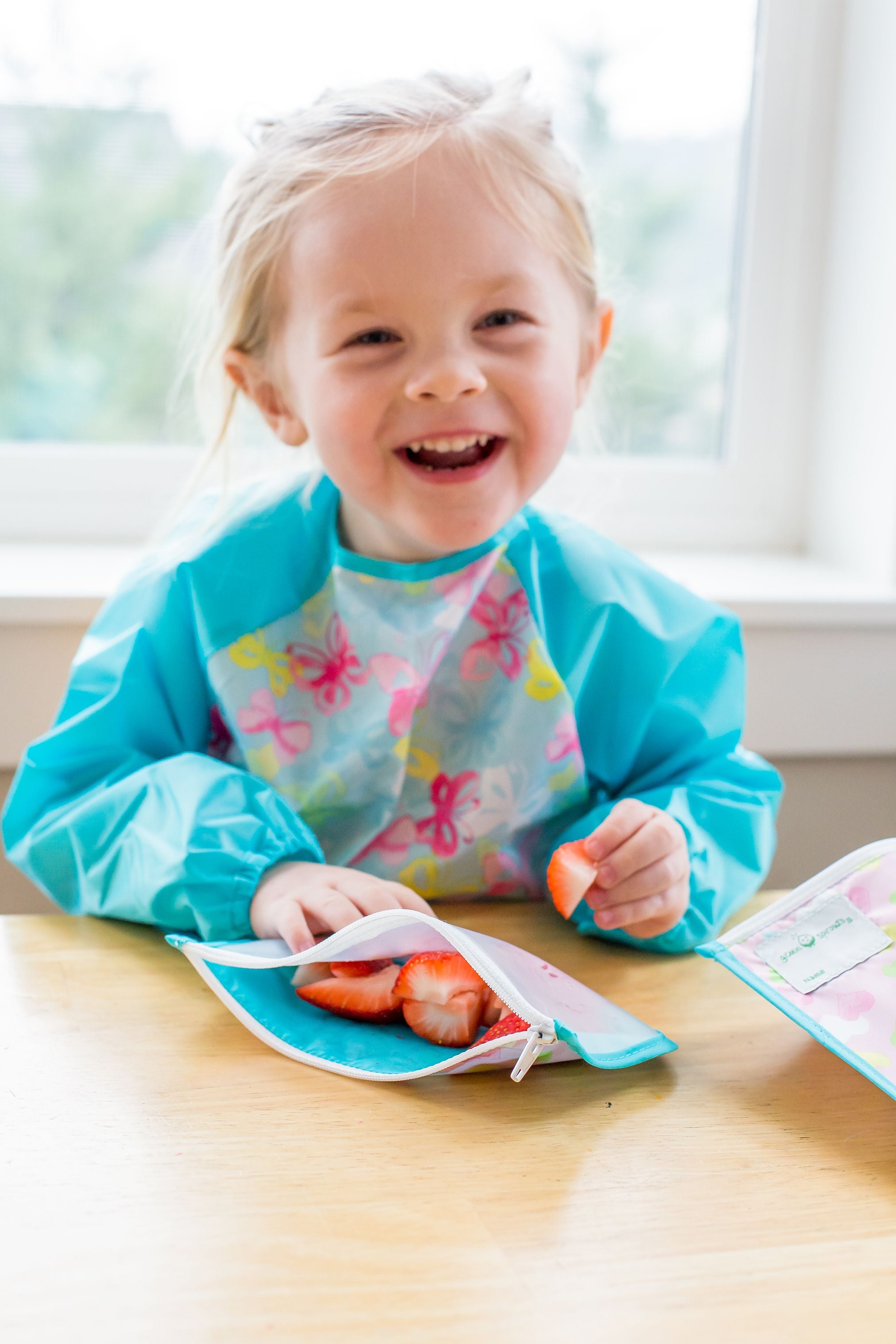 Green & Sprouts - Snap & Go Easy-Wear Long Sleeve Bib - Butterflies (2T/4T)