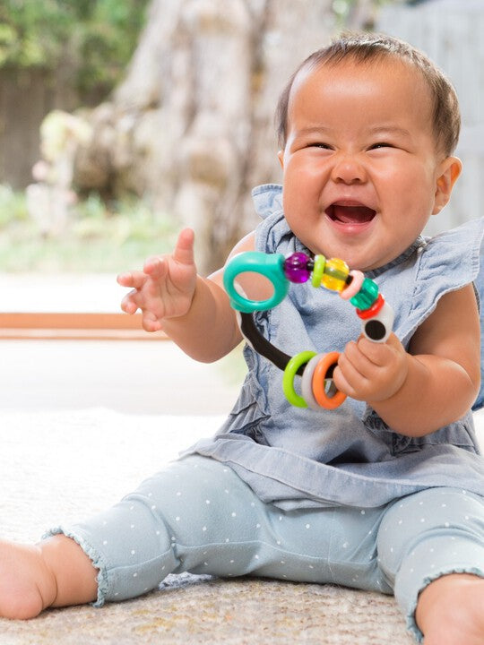 Infantino - Shake & Spin Rattling Ring