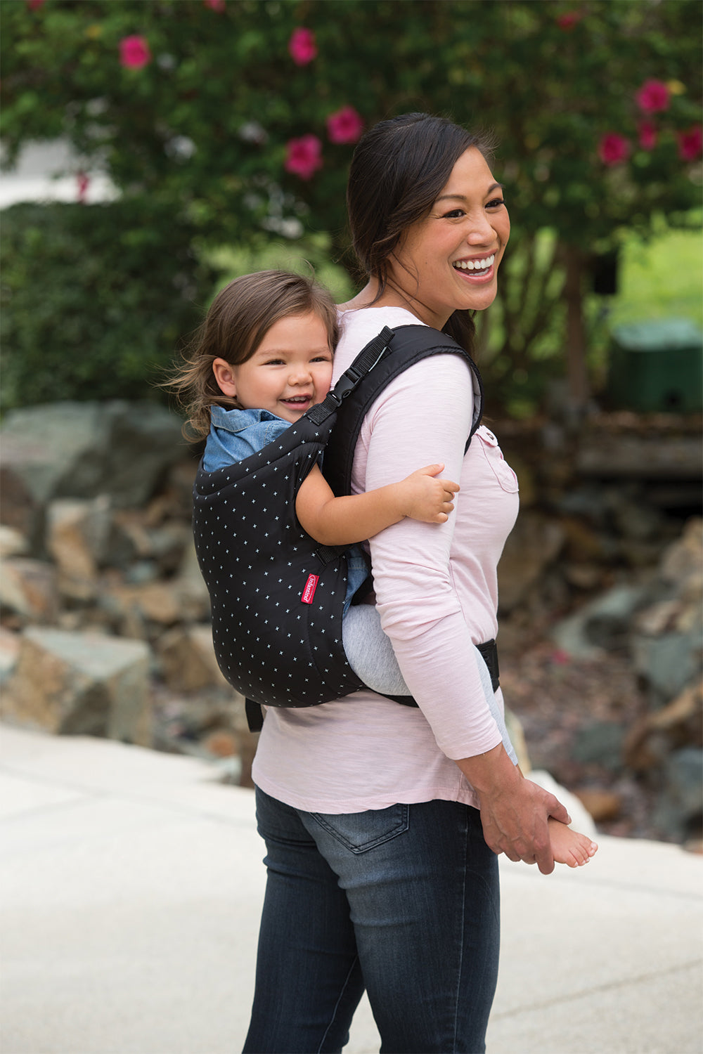 Infantino - Zip Travel Carrier